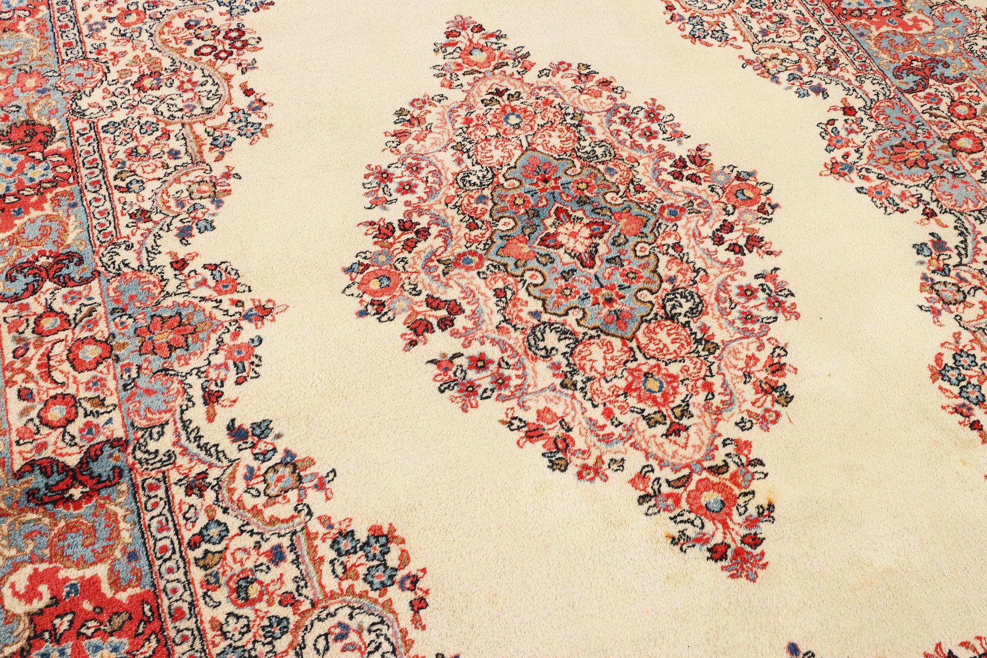 A Kerman carpet, c. 270 x 187 cm.