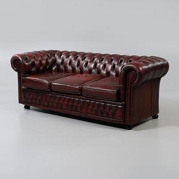 SOFFA, Chesterfield-modell, Winchester Furniture, 1900-talets fjärde kvartal.