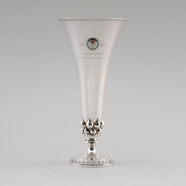 VAS, silver, omkring år 1900. Vikt 515 g.
