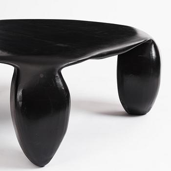 Niklas Runesson, a unique low table, executed in his own studio in 2021.