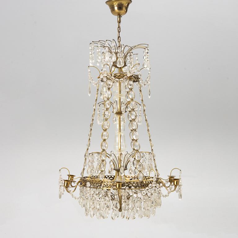 A Gustavian style chandelier, mid-20th Century.