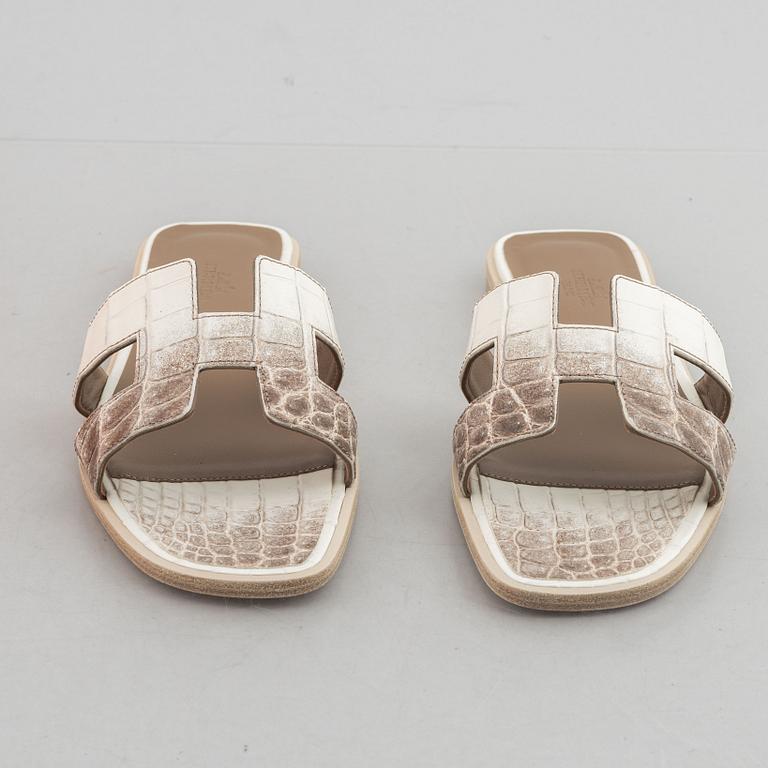 Hermès, Sandals, "Oran Himalaya", size 38 1/2.