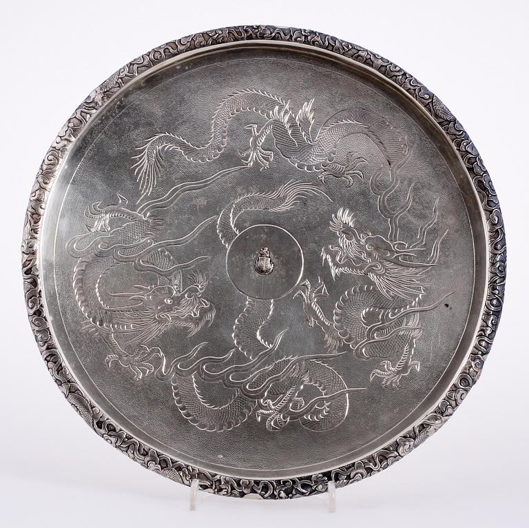 FAT, silver, Kina, 1900-talets början. Vikt ca 945 gram.