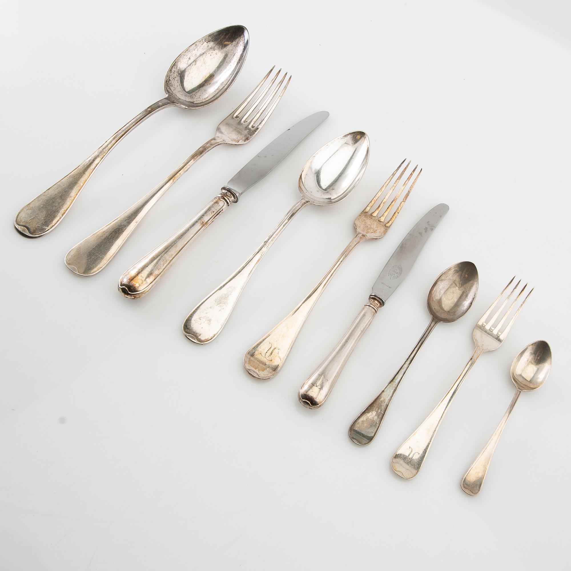 Cutlery approx. 118 dlr "Swedish round" silver, first half of the 20th century.