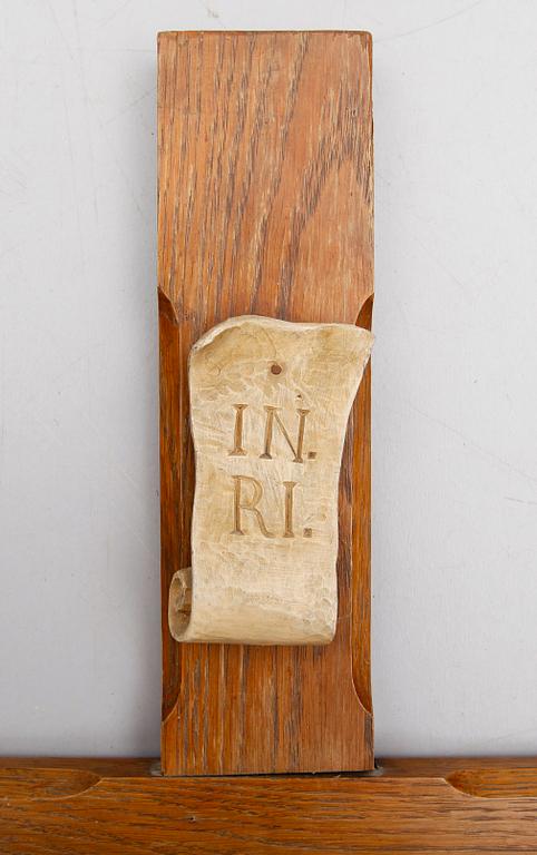 KRUCIFIX, 1900-talets första hälft.