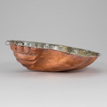 A copper aspic molds 18/19th century.