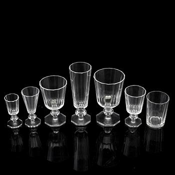 A 75 piece first half of the 20th century'Karlberg' glass servis by Elis Bergh.