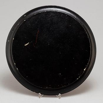 A Japanese tray and lidded box, lacquer, Meiji (1868-1912).