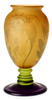 A Simon Gate 'graal' vase, Orrefors 1917.