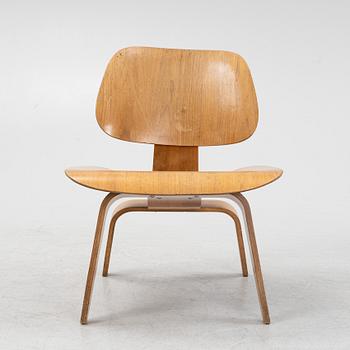 Charles & Ray Eames, a 'LCW' chair, Herman Miller.