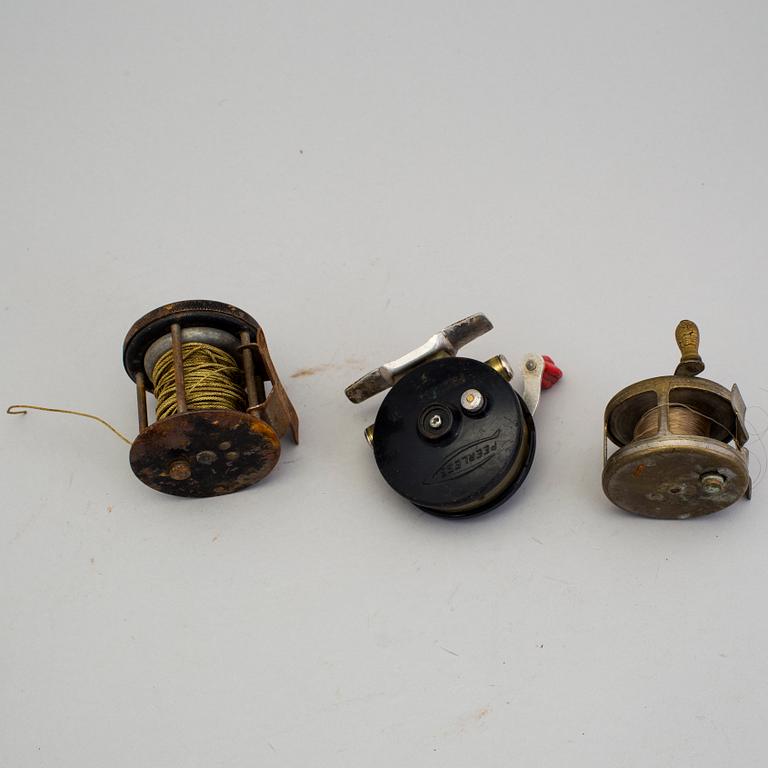 A set of 8 fishing reels, 20th century.