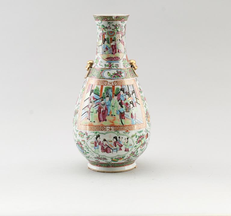 VAS, porslin, Kina, Kanton, 1800-talets mitt.