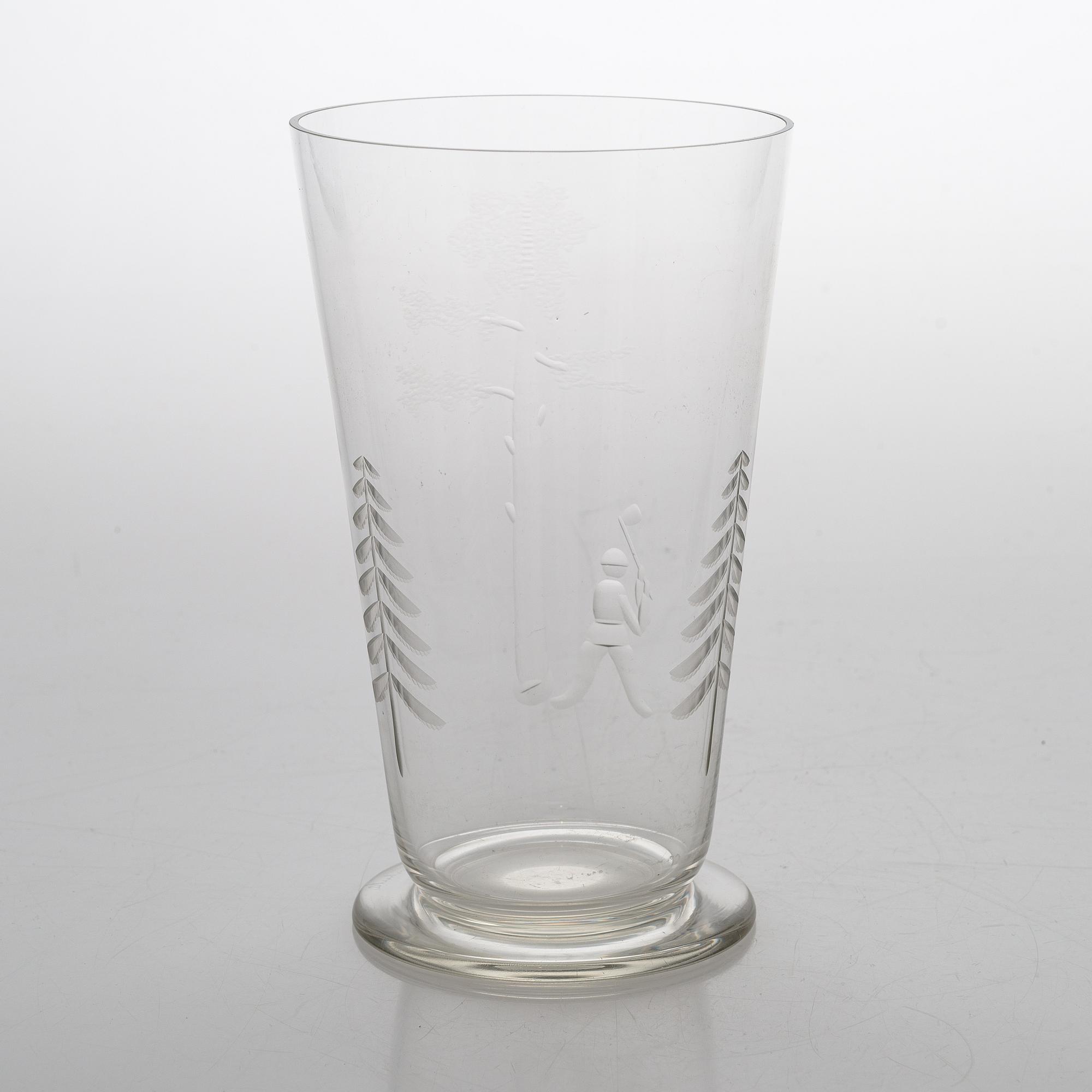 Göran Hongell, A glass vase signed JL Karhula.