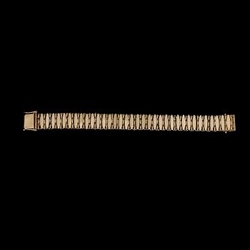 ARMBAND, 18k guld. Vikt ca 49 g.