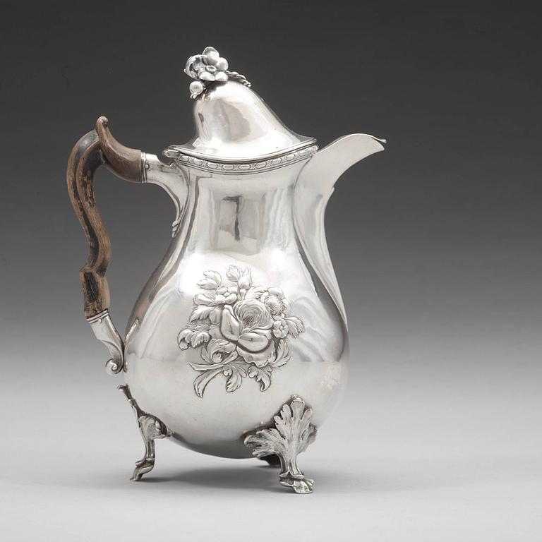 A Swedish 18th century silver coffee-pot, mark of Pehr Zethelius, Stockholm 1777.