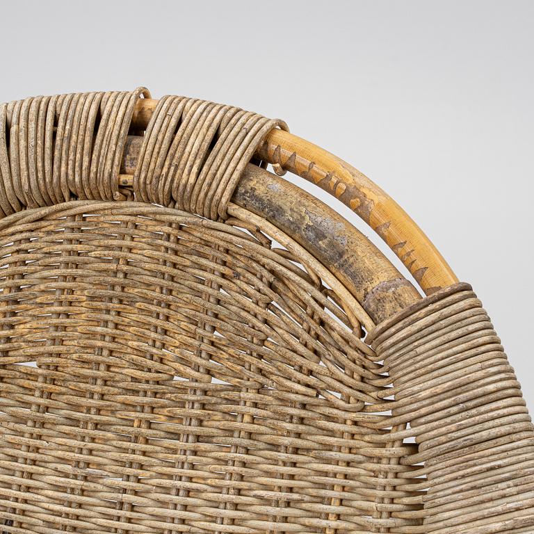 Kerstin Hörlin-Holmquist, An armchair, "Stora Kraal", designed for Nordiska Kompaniet's Triva series in 1952.