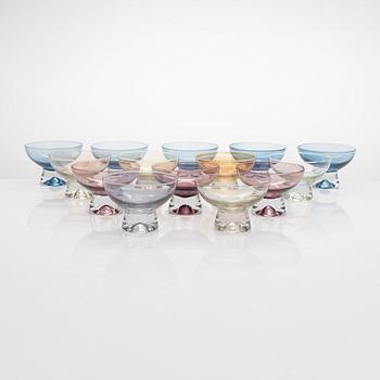 Tapio Wirkkala, a set of 14 dessert bowls, model 2092. Iittala mid-20th century.