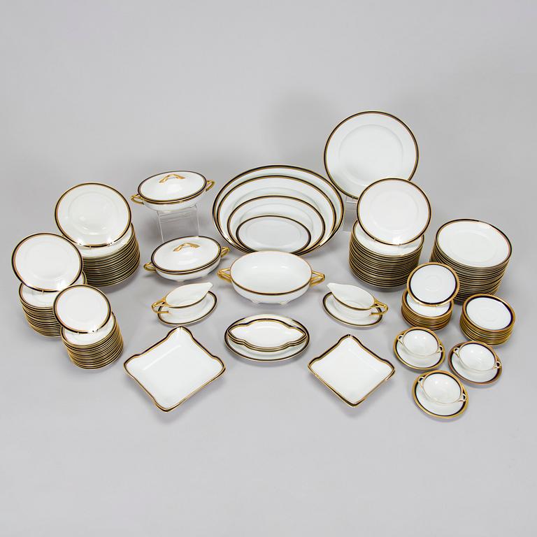 Ruoka-astiasto, 127 osaa, posliinia, "Botticelli" Rosenthal Selb Bavaria, ja Hutschenreuther, Saksa 1900-luvun puoliväli.