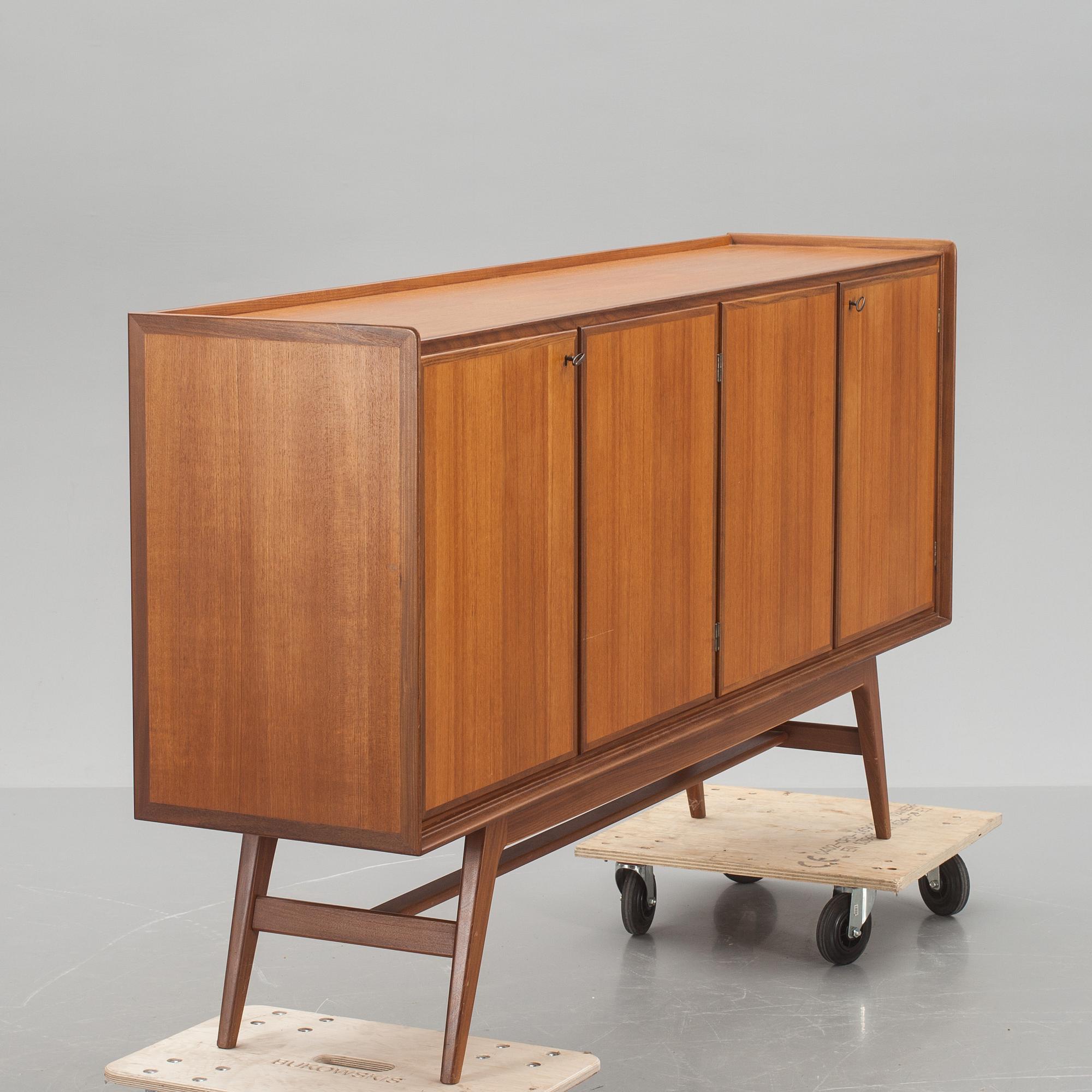 SIDEBOARD, 1960-tal.