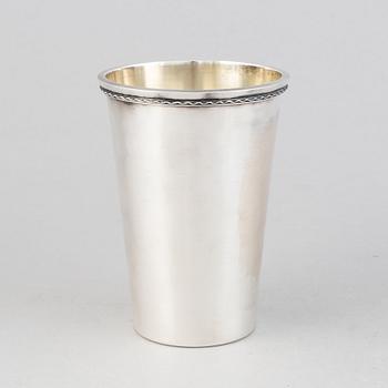 Sven-Arne Gillgren, bägare, silver, GAB, Eskilstuna, 1973.