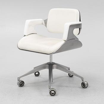 Hadi Teherani, a 'Silver 162S' desk chair, Interstuhl, Germany.