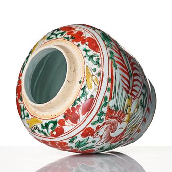A Transitional wucai jar, 17th Century.