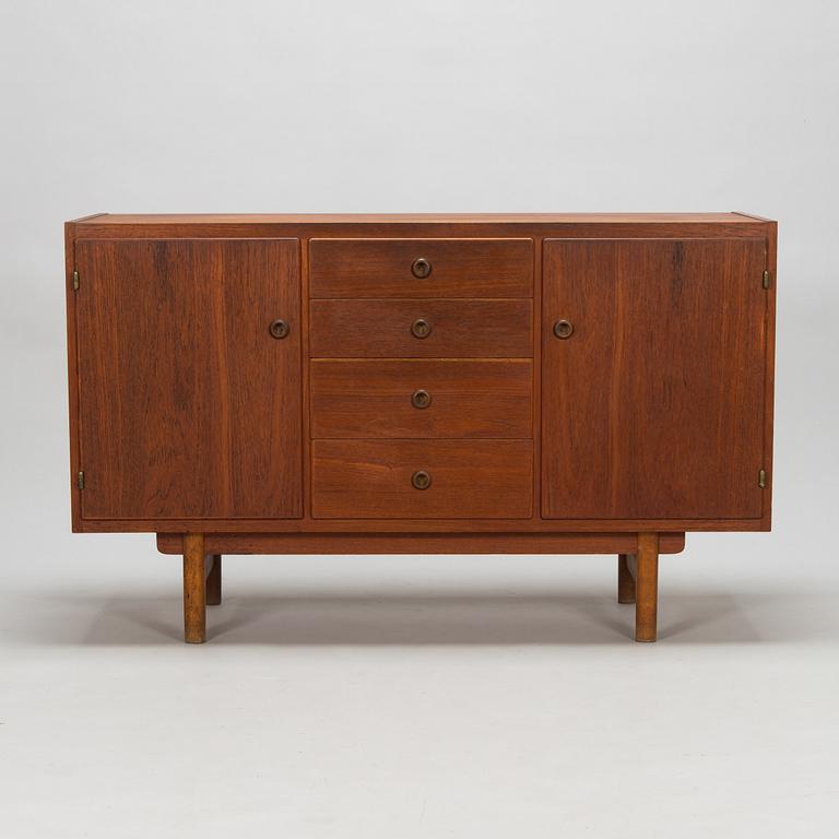 Olof Ottelin, A 1960s sideboard "Beta-series", Oy Stockmann Ab, Keravan puusepäntehdas, Finland.