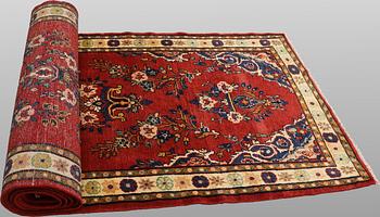 Gallerimatta, Lilian, ca 485 x 107 cm.