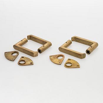 Dörrhandtag, 6 par, modell 75, tillverkare Mariefors Bruk. Modellen formgiven 1952.