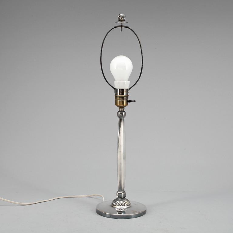 BORDSLAMPA, nysilver, CG Hallberg, Stockholm, 1900-talets första hälft.