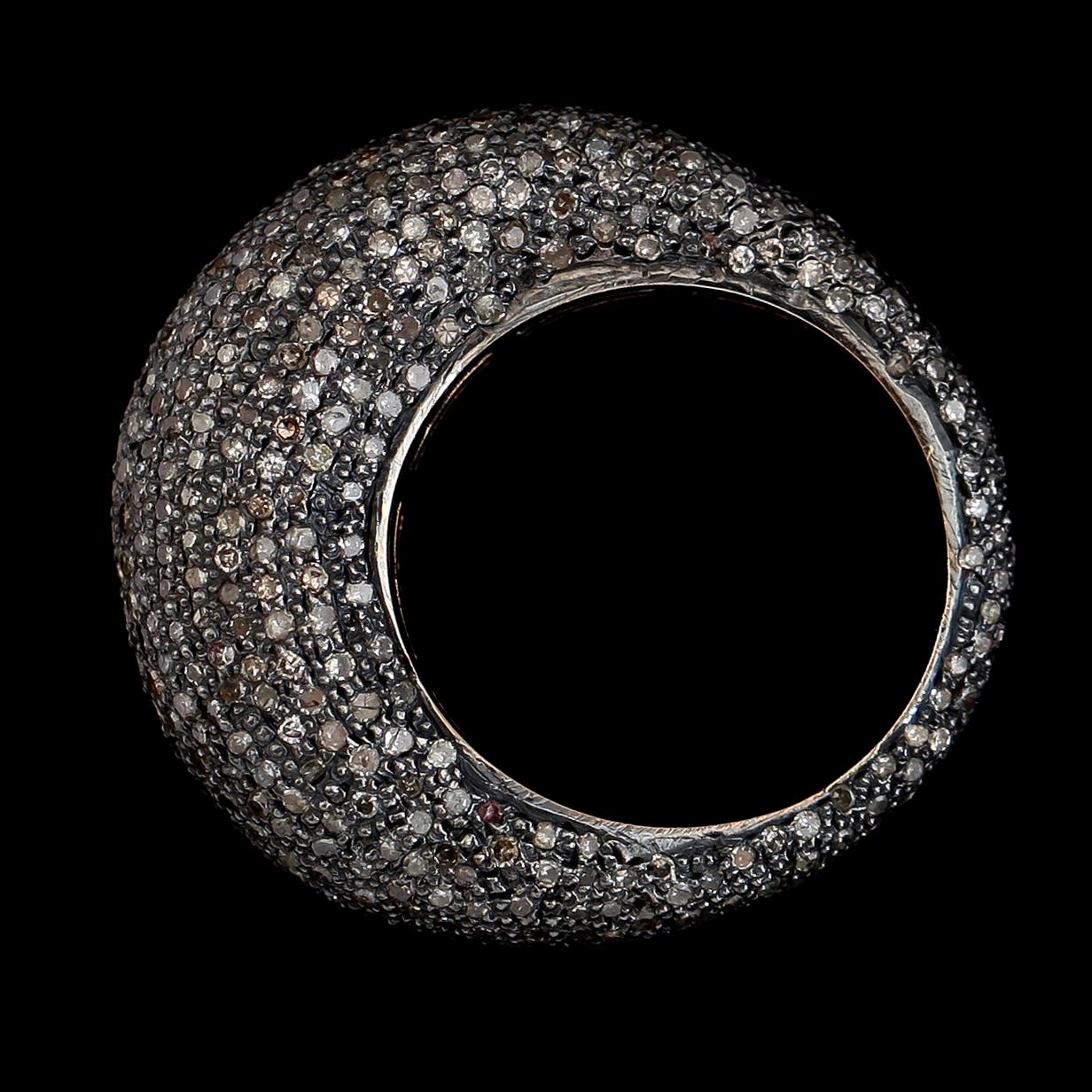RING, guld/silver, diamanter tot ca 3.20 ct.