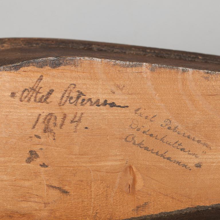 Axel Petersson Döderhultarn, "Begravning" (= The funeral) (9 pieces).