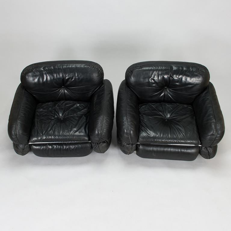 Kurt Hvitsjö, A pair of 1970's 'Hannibal' armchairs for Isku.