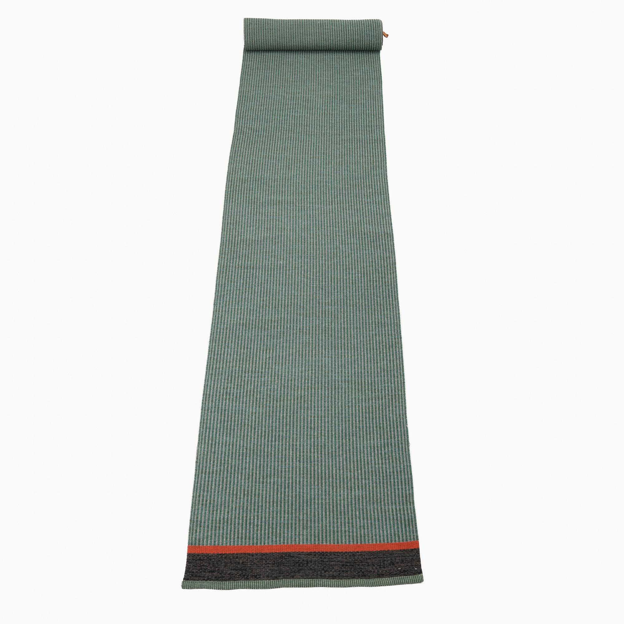 Gallery carpet, Kasthall, approx. 745 x 87 cm.
