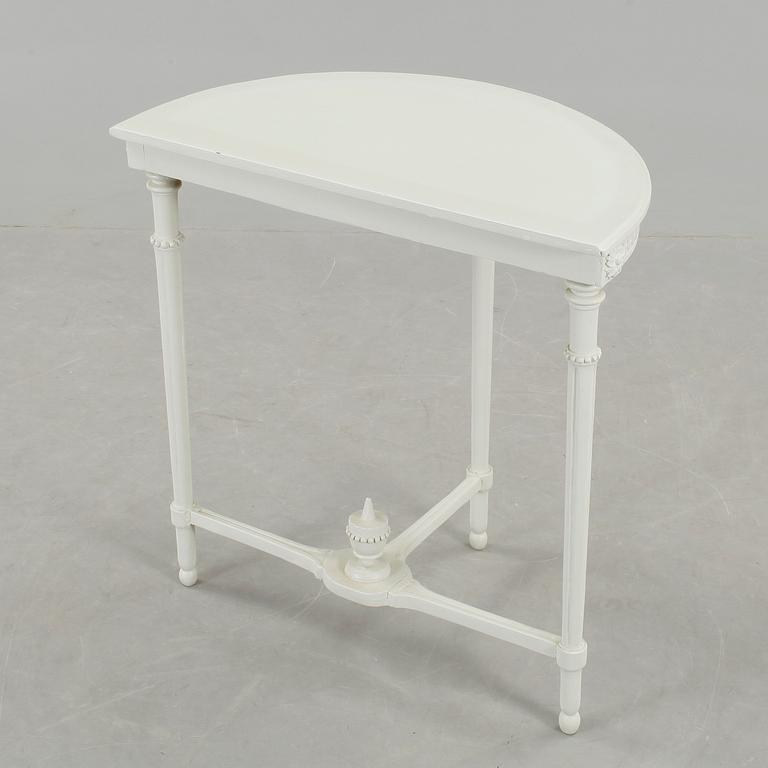 KONSOLBORD, gustaviansk stil, 1900-tal.