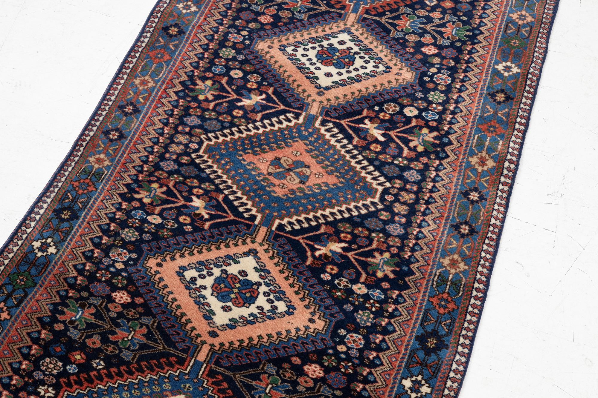 A Yallameh runner, c. 270 x 85 cm.