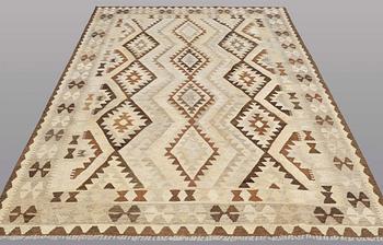 A carpet, Kilim, ca 306 x 193 cm.