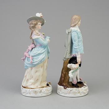 FIGURINER, ett par, biskviporslin. Tyskland, sannolikt Schumann, Berlin, sent 1800-tal.