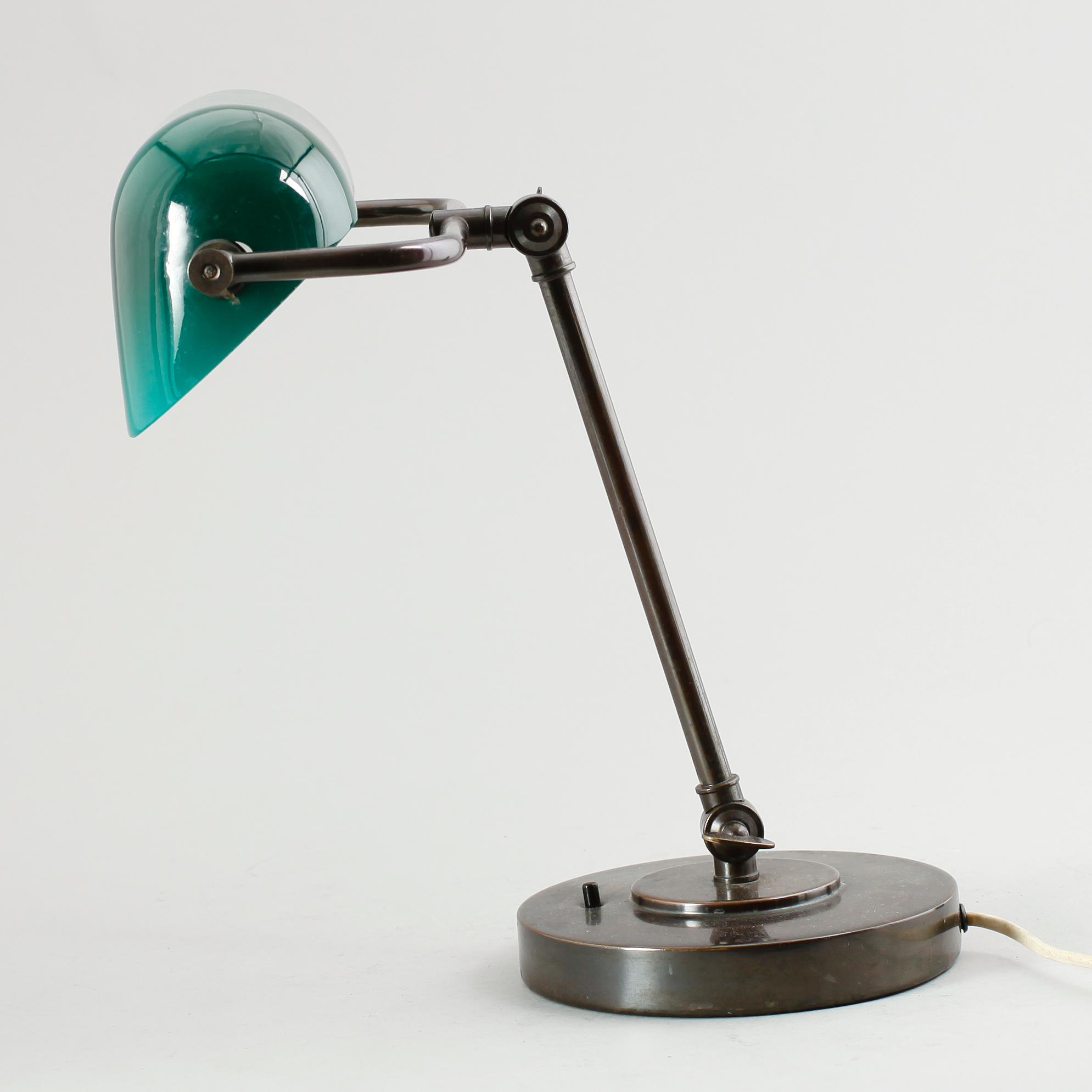 SKRIVBORDSLAMPA, 1900-talets första hälft.