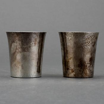 BÄGARE, 2 st, silver, MEMA, Lidköping, 1969 resp 1978. Total vikt ca 126 gram.