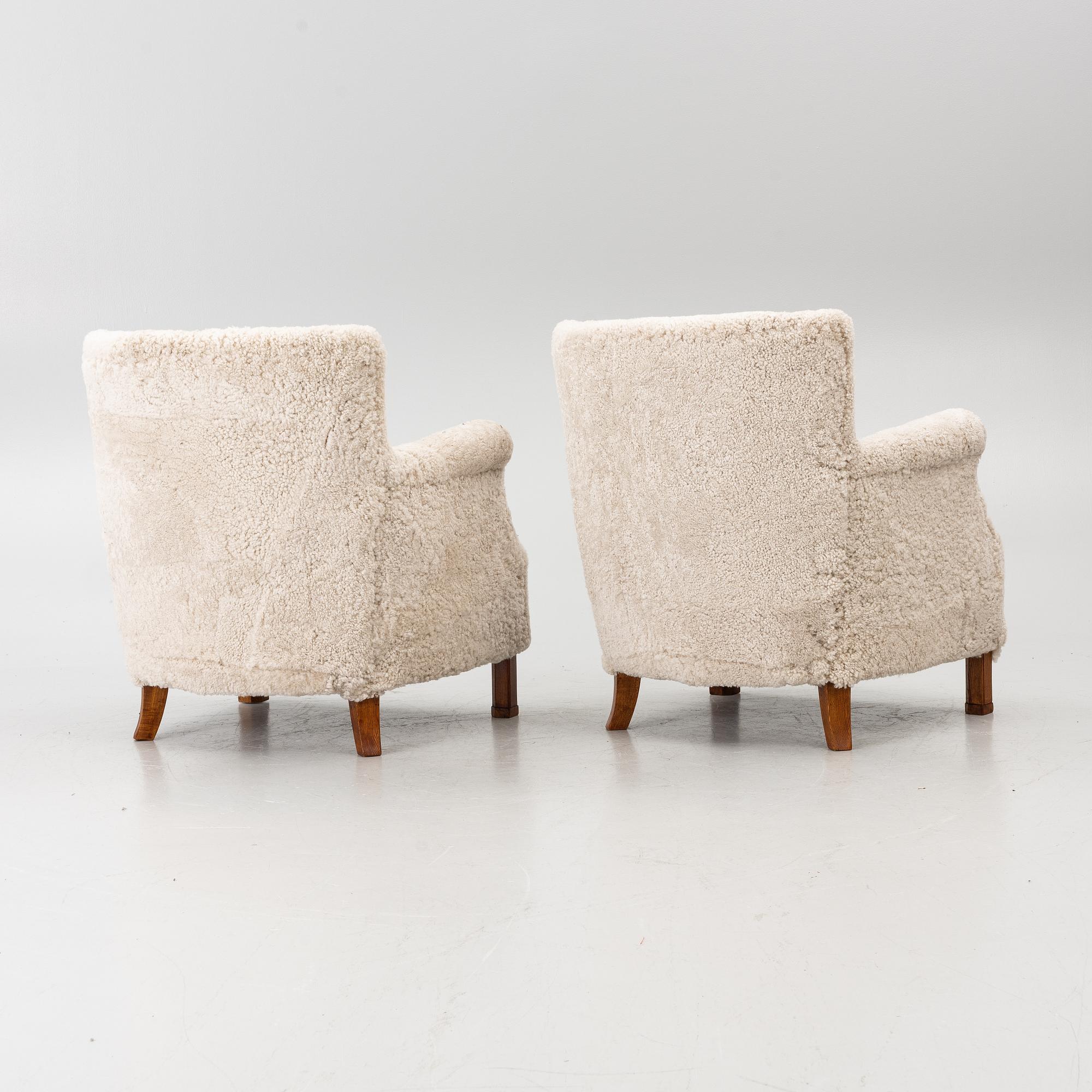 Pair of armchairs, Swedish Modern, mid-20th century.