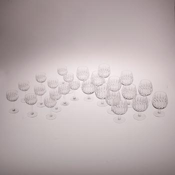 GLASSERVIS, 84 delar, slipad kristall "Leo", Riihimäki/Notsjö, 1900-talets andra.