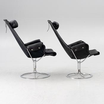 Bruno Mathsson, a pair of 'Jetson' swivel easy chairs, by Dux.