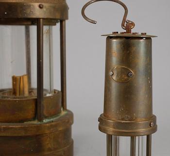 FOTOGENLYKTOR, 3 st, 1900-tales fjärde kvartal.