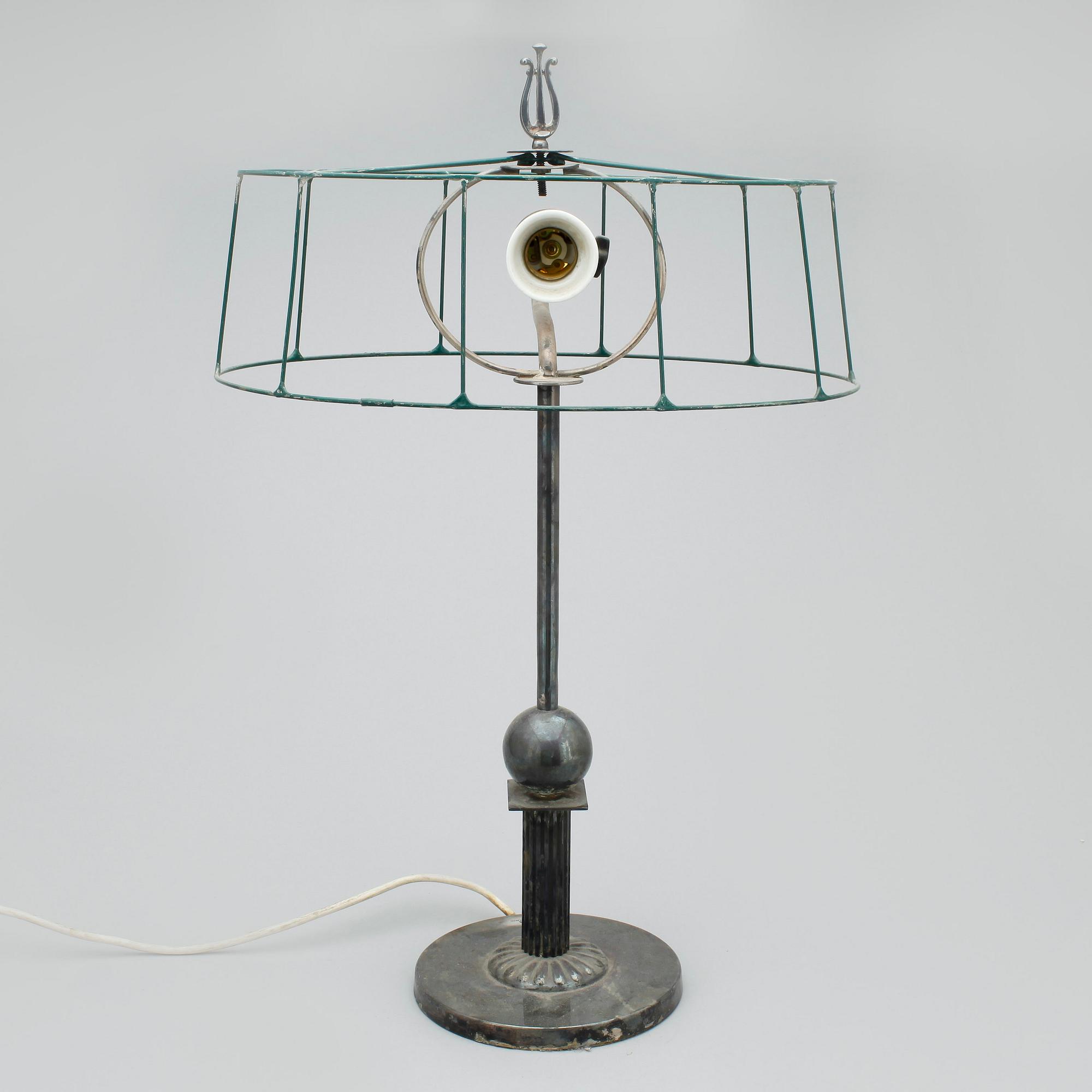 BORDSLAMPA. Nysilver. CG Hallberg.