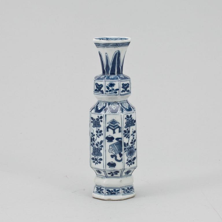 VAS, porslin, Kangxi, Kina, 1600/1700-tal.