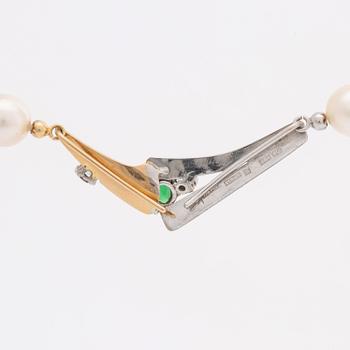ELON ARENHILL, cultured pearls 8-9 mm, pendant 18K gold and whitegold w tsavorite and 2 diamonds approx 0,35 ct   total.