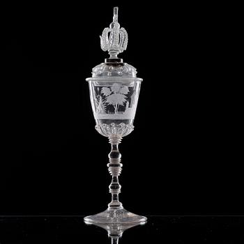 POKAL med samtida men ej ursprungligt LOCK, glas. Tyskland samt locket Kungsholms glasbruk, 1700-tal.