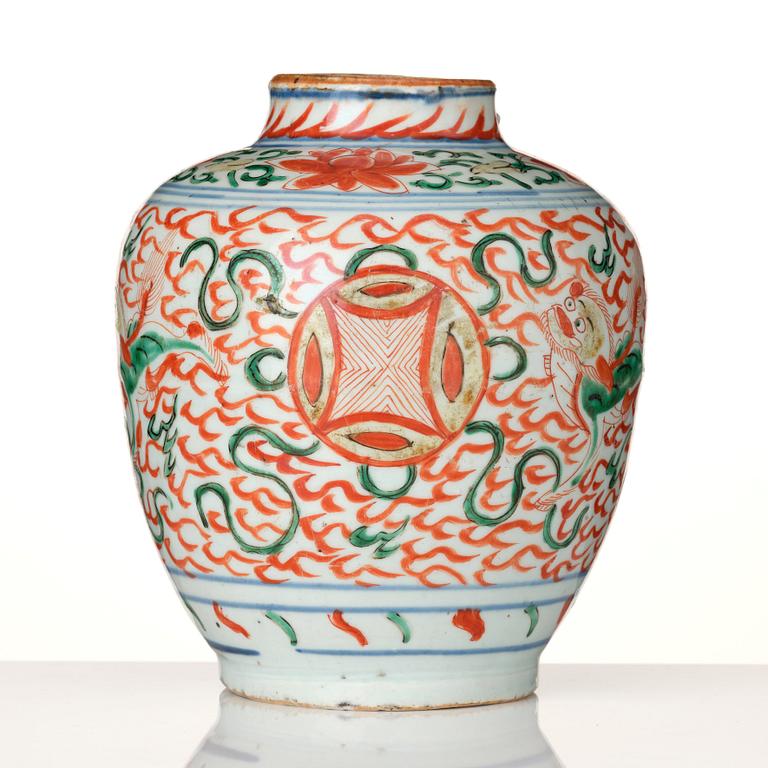 A wucai Transitional jar, 17th Century.