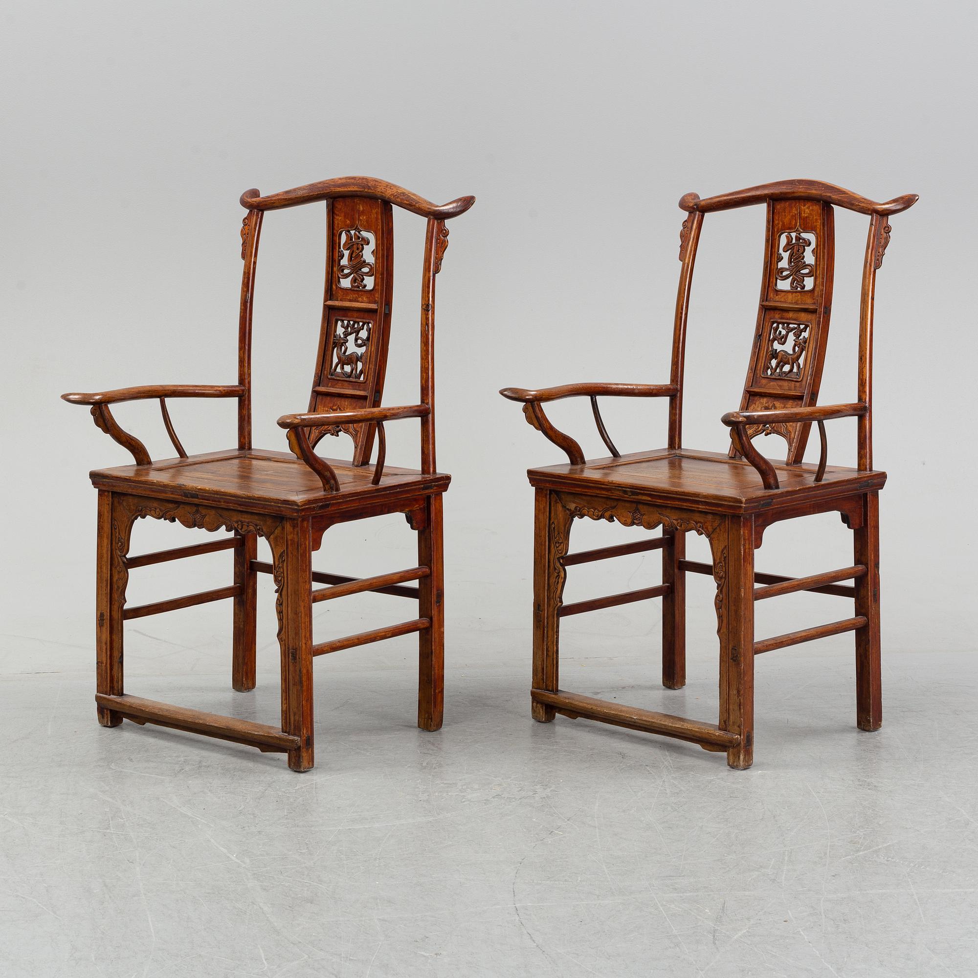 A pair of chinese armchairs, 20th century.